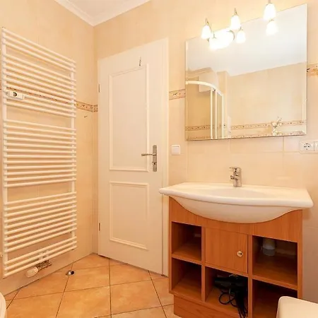 Apartmenthaus Atlantik Apartmenthaus Atlantik 116 Kuehlungsborn